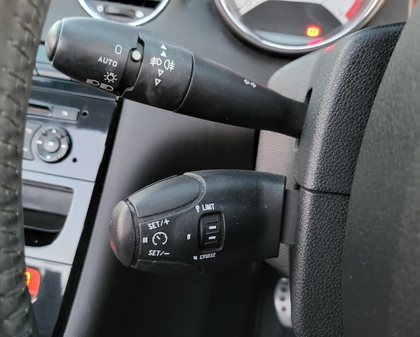 Used Peugeot 308 2013 for sale - 68292499: Photo 25