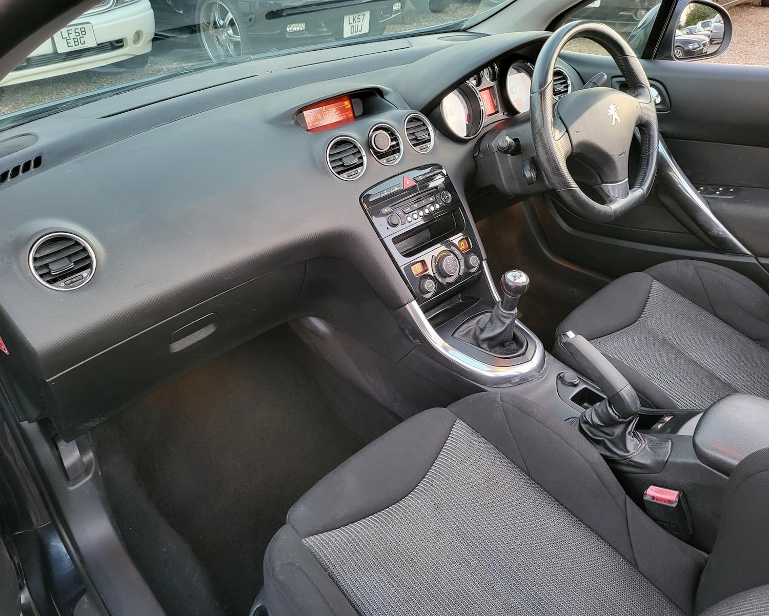 Vehicle 28