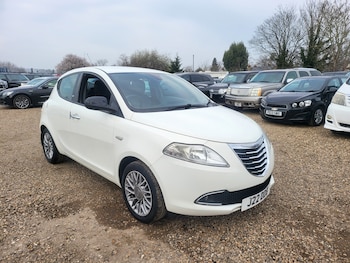 Used Chrysler Ypsilon 2012 for sale - 78971017: Photo
