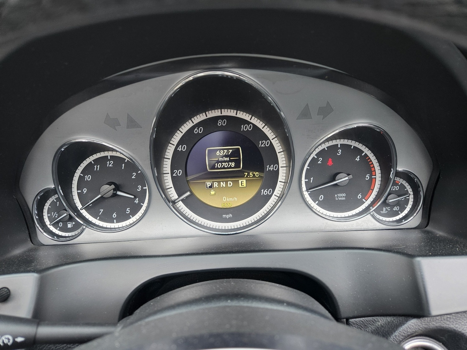 Used Mercedes-Benz E Class 2011 for sale - 77607006: Photo 17