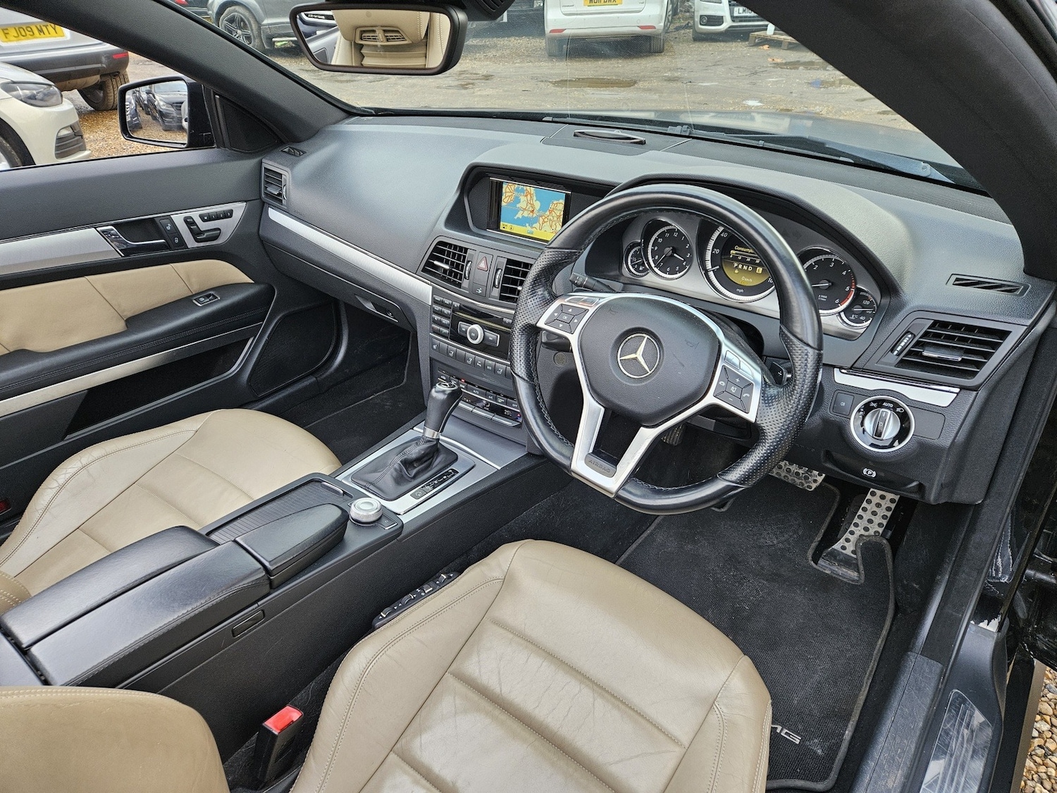 Used Mercedes-Benz E Class 2011 for sale - 77607006: Photo 24