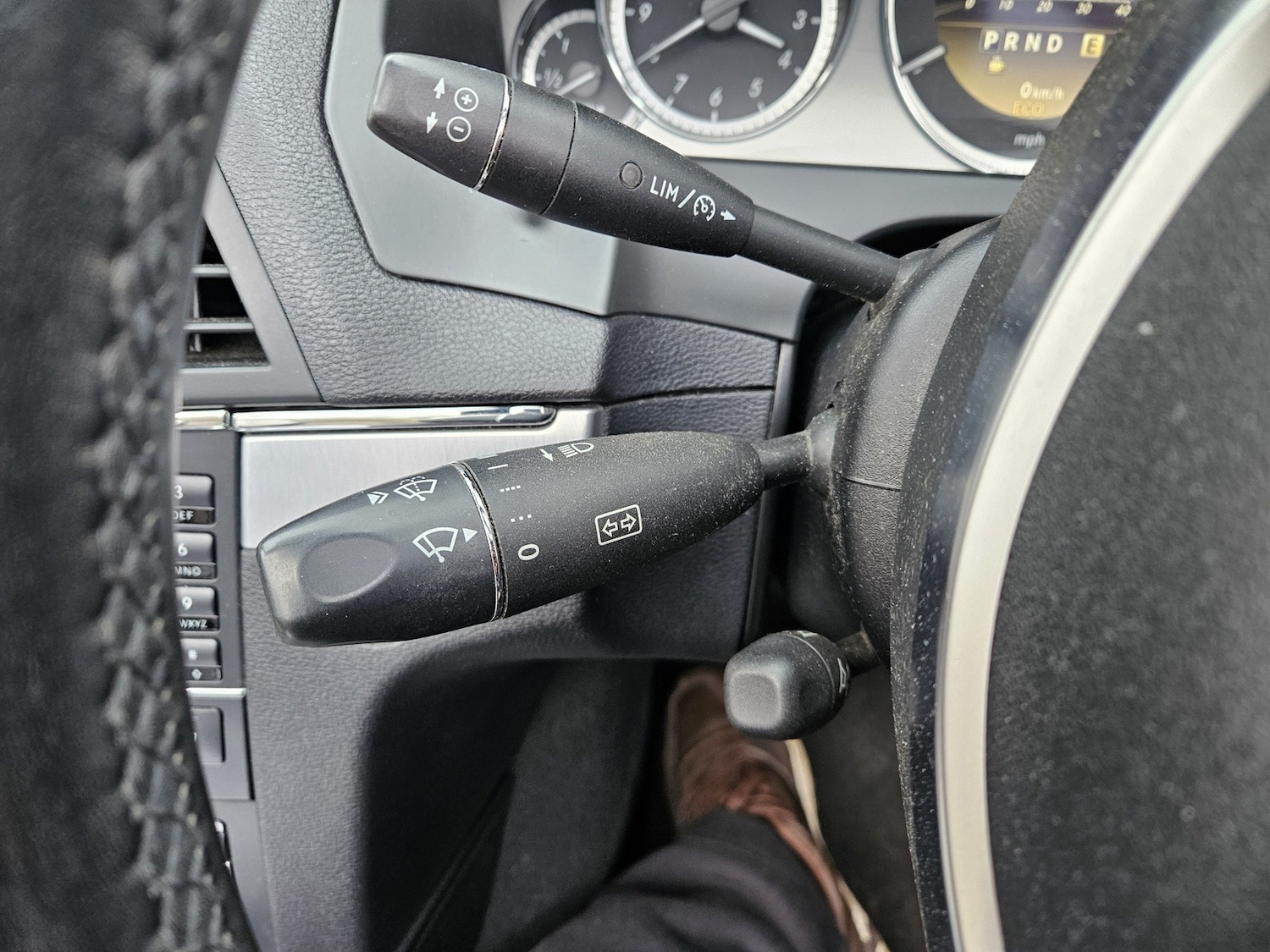 Used Mercedes-Benz E Class 2011 for sale - 77607006: Photo 27