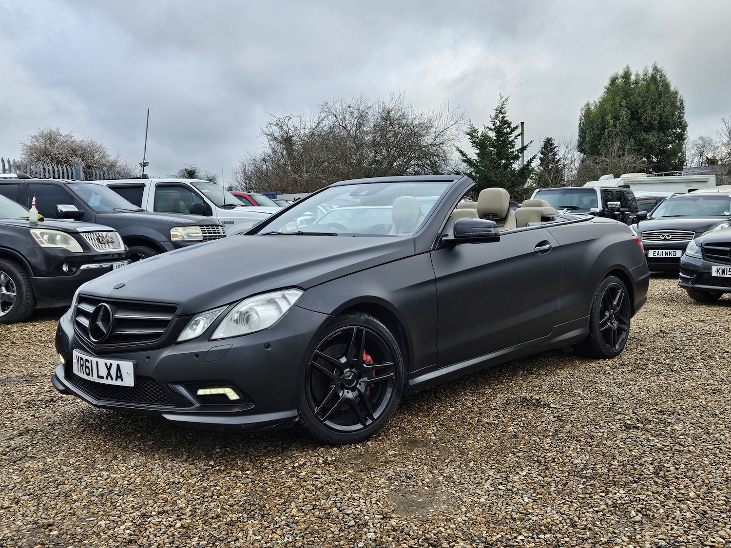 Used Mercedes-Benz E Class 2011 for sale - 77607006: Photo 3