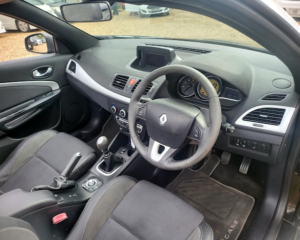 Used Renault Megane 2010 for sale - 64215951: Photo 27