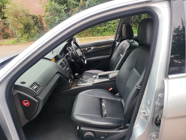 Used Mercedes-Benz C Class 2011 for sale - 76255181: Photo 11