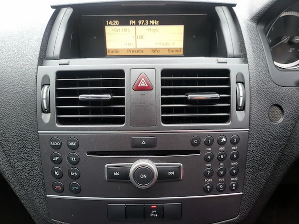 Used Mercedes-Benz C Class 2011 for sale - 76255181: Photo 23