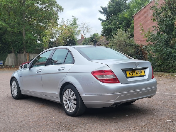 Used Mercedes-Benz C Class 2011 for sale - 76255181: Photo 5
