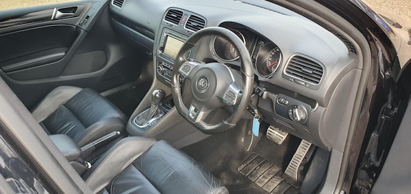 Used Volkswagen Golf 2010 for sale - 68125378: Photo 10