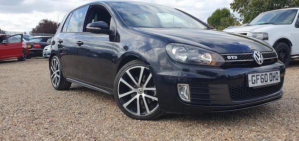 Used Volkswagen Golf 2010 for sale - 68125378: Photo 1