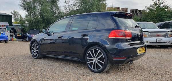 Used Volkswagen Golf 2010 for sale - 68125378: Photo 5