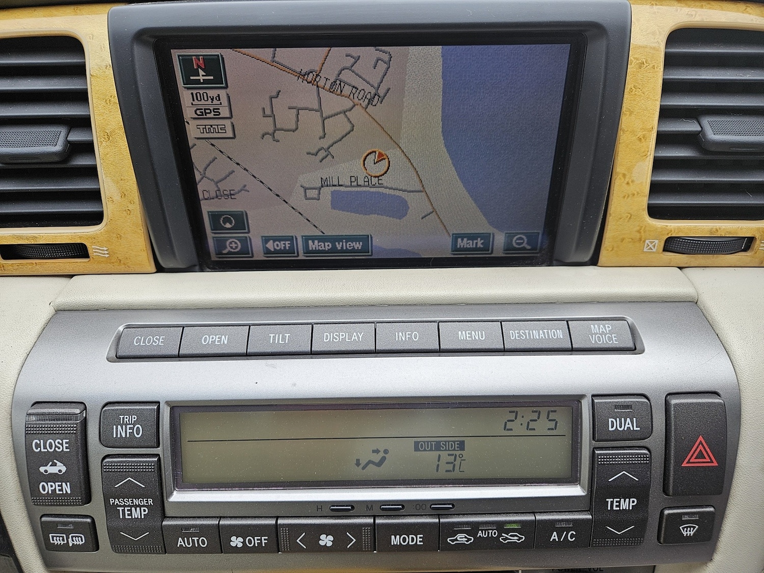 Used Lexus SC 2004 for sale - 78000655: Photo 28