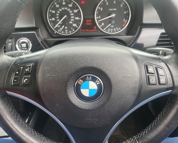 Used BMW 3 Series 2010 for sale - 67088539: Photo 15