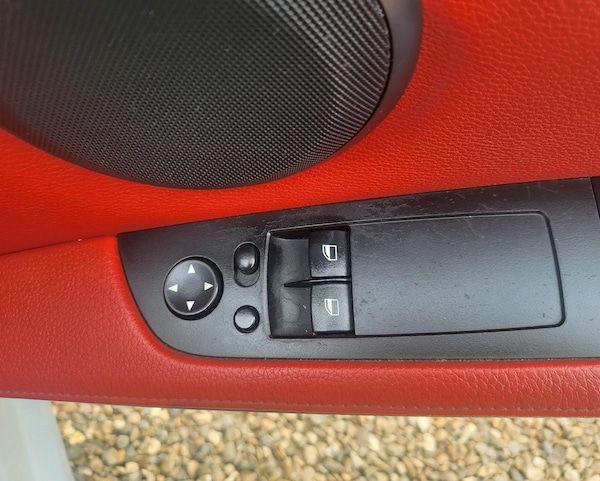 Used BMW 3 Series 2010 for sale - 67088539: Photo 26