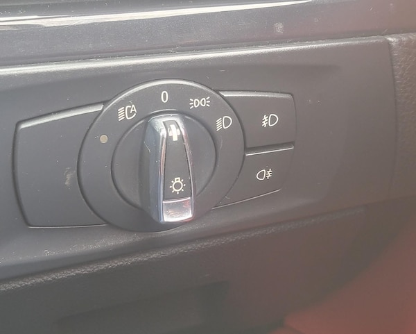 Used BMW 3 Series 2010 for sale - 67088539: Photo 29