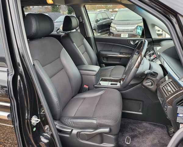 Used Honda Elysion 2013 for sale - 69644608: Photo 10