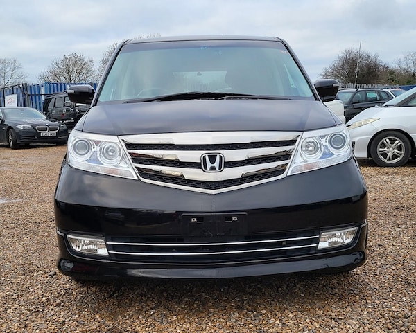 Used Honda Elysion 2013 for sale - 69644608: Photo 2