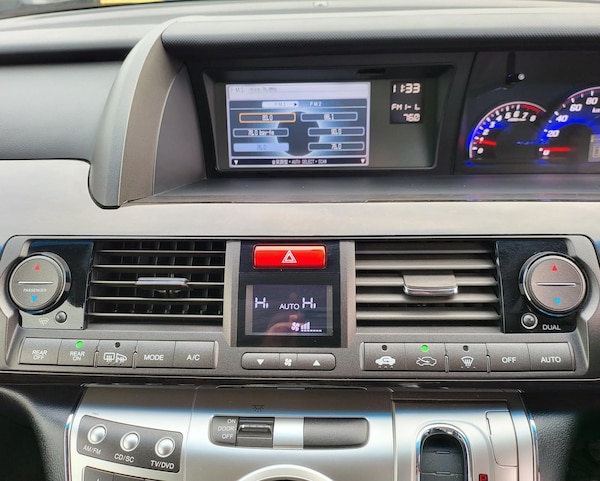 Used Honda Elysion 2013 for sale - 69644608: Photo 32