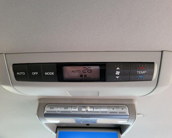 Used Honda Elysion 2013 for sale - 69644608: Photo 34