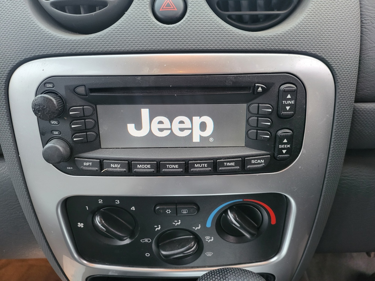 Used Jeep Cherokee 2006 for sale - 76684583: Photo 17