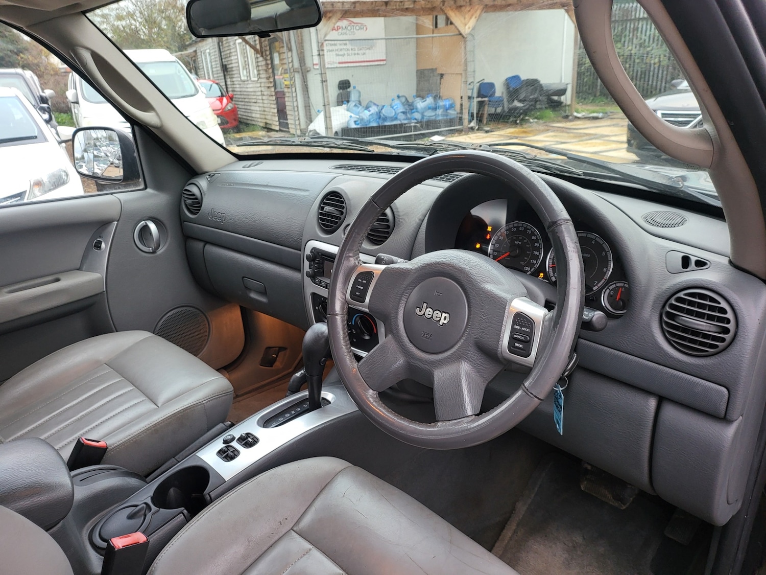 Used Jeep Cherokee 2006 for sale - 76684583: Photo 9