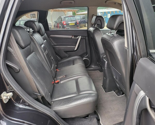 Used Chevrolet Captiva 2010 for sale - 67891875: Photo 11