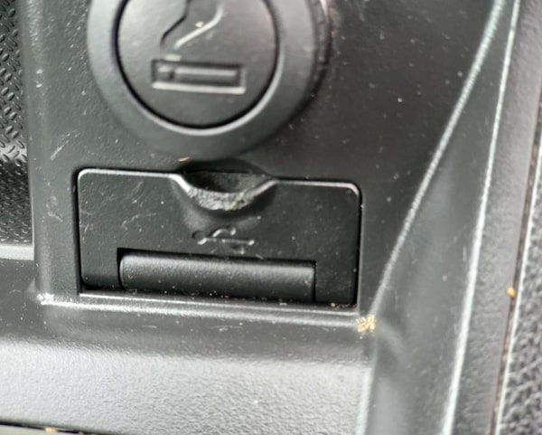 Used Chevrolet Captiva 2010 for sale - 67891875: Photo 37