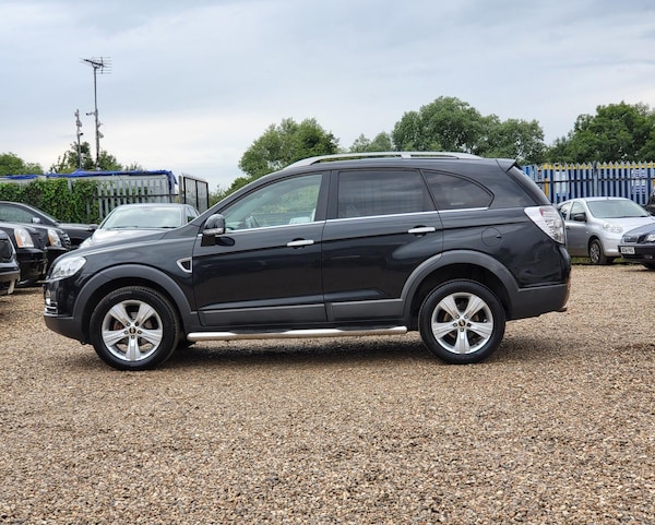 Used Chevrolet Captiva 2010 for sale - 67891875: Photo 4
