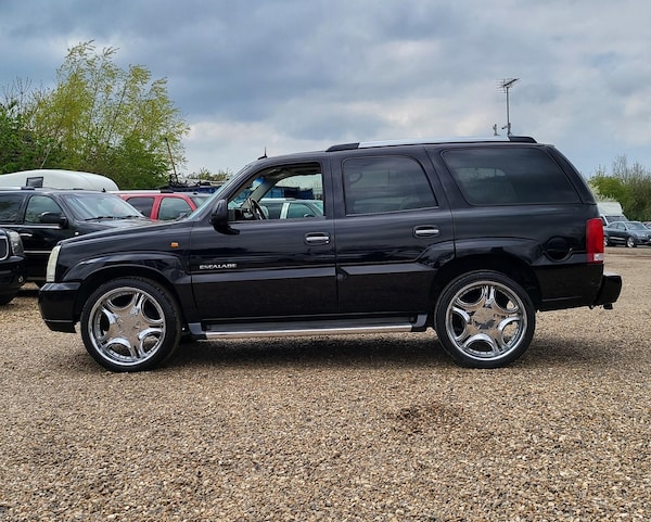 Used Cadillac Escalade 2022 for sale - 66913327: Photo 4