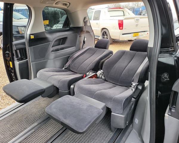 Used Toyota Estima 2012 for sale - 69644009: Photo 26