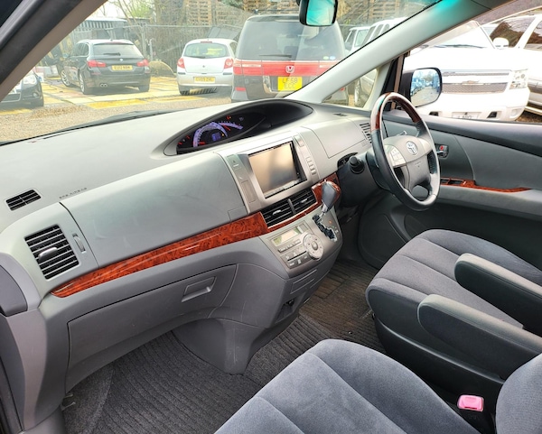 Used Toyota Estima 2012 for sale - 69644009: Photo 28