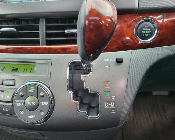 Used Toyota Estima 2012 for sale - 69644009: Photo 34
