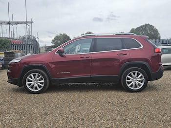 Used Jeep Cherokee 2015 for sale - 79739618: Photo