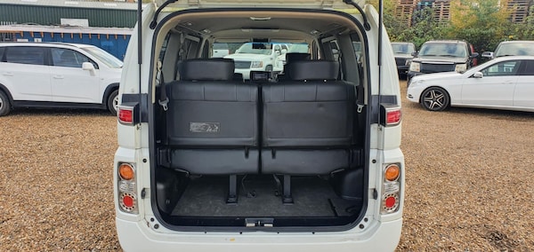 Used Nissan Elgrand 2009 for sale - 64660390: Photo 13