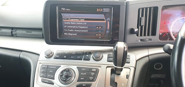 Used Nissan Elgrand 2009 for sale - 64660390: Photo 15