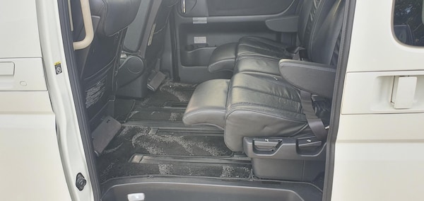 Used Nissan Elgrand 2009 for sale - 64660390: Photo 23
