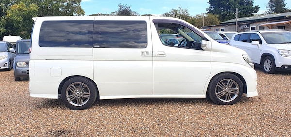 Used Nissan Elgrand 2009 for sale - 64660390: Photo 8