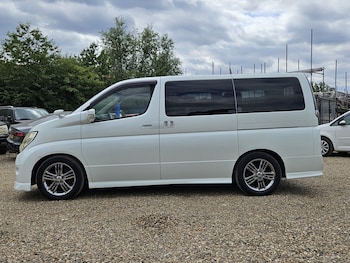 Used Nissan Elgrand 2009 for sale - 79287989: Photo