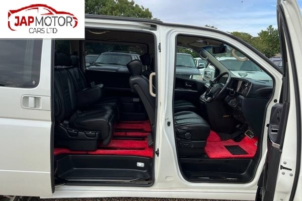 Used Nissan Elgrand for sale - 63464808: Photo 16