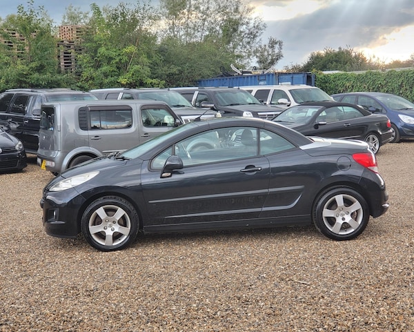 Used Peugeot 207 2011 for sale - 64276946: Photo 15