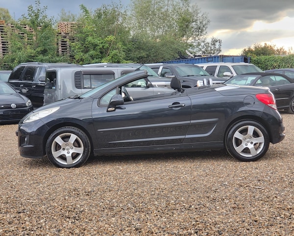 Used Peugeot 207 2011 for sale - 64276946: Photo 4