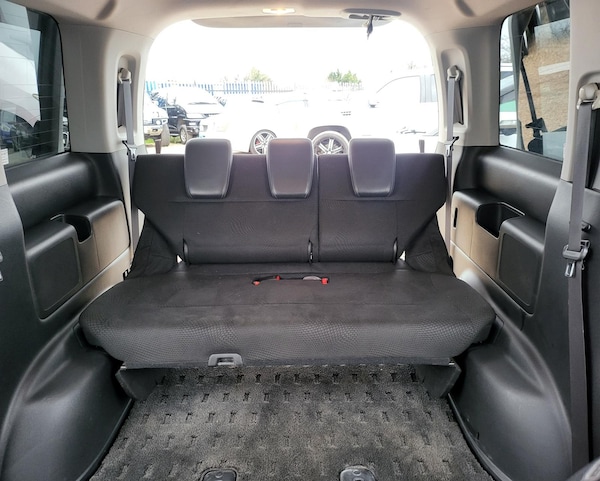 Used Honda Stepwagon 2012 for sale - 69692871: Photo 12
