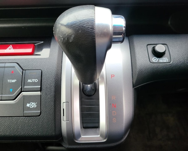 Used Honda Stepwagon 2012 for sale - 69692871: Photo 31