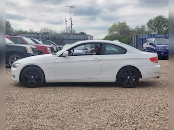 Used BMW 3 Series 2010 for sale - 79054204: Photo
