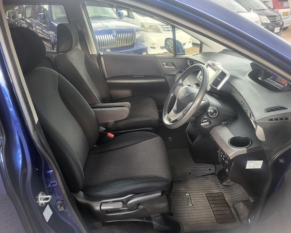 Used Honda Freed 2012 for sale - 64276752: Photo 10