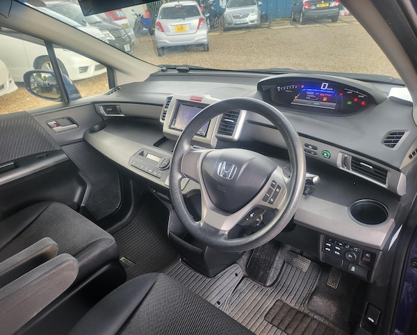 Used Honda Freed 2012 for sale - 64276752: Photo 21