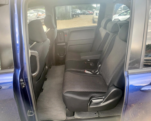 Used Honda Freed 2012 for sale - 64276752: Photo 25