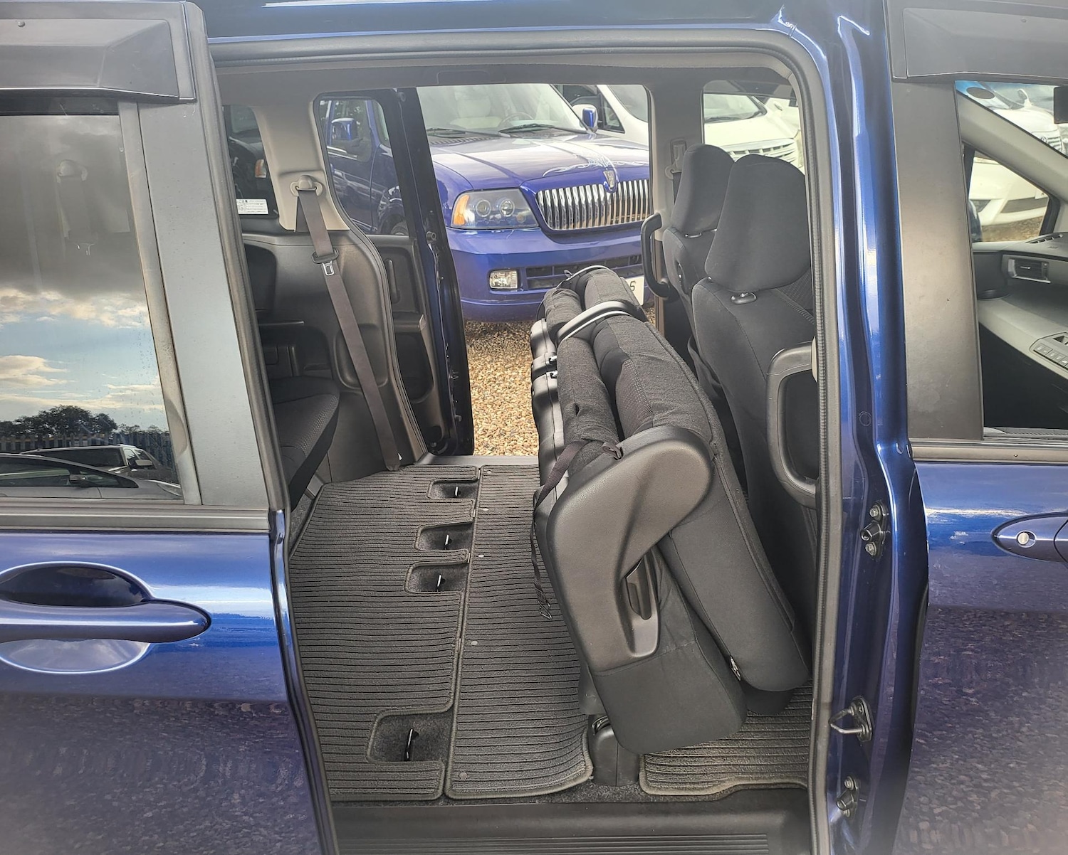 Vehicle 29