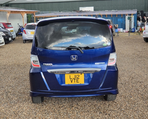 Used Honda Freed 2012 for sale - 64276752: Photo 6