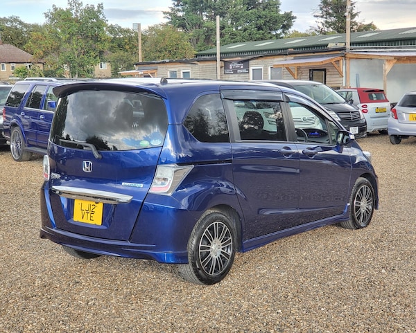 Used Honda Freed 2012 for sale - 64276752: Photo 7