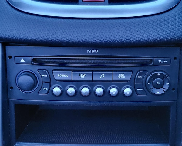 Used Peugeot 207 2009 for sale - 69281430: Photo 24